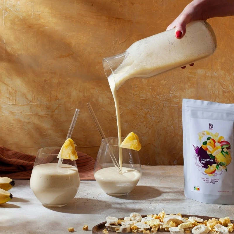 Smoothie instantný nápoj z lyofilizovaného ovocia - Mix BANÁN, MANGO, ANANÁS (500ml / 21g)
